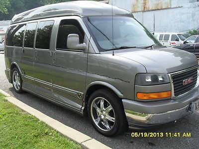 GMC Savana Turtle Top Conversion Van by Explorer Van Co. w/ No Reserve, image 12