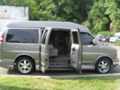 GMC Savana Turtle Top Conversion Van by Explorer Van Co. w/ No Reserve, image 20