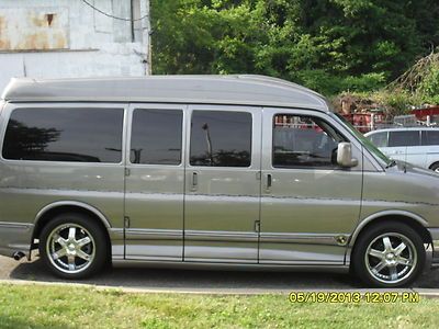 GMC Savana Turtle Top Conversion Van by Explorer Van Co. w/ No Reserve, image 62
