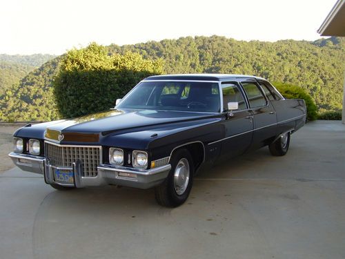 1971 cadillac fleetwood.  series 75 limo