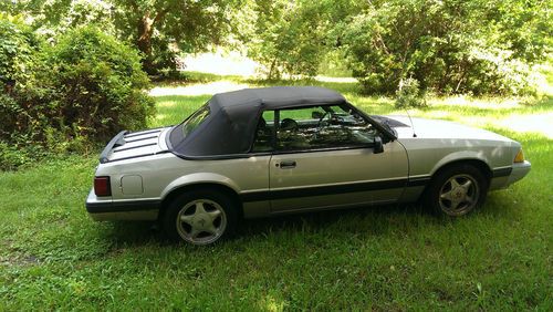 1991 ford mustang lx convertible 2-door 5.0l