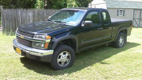 Alloy wheels-abs-cd player-bed liner-tonneau cover