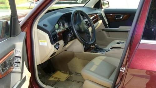 2010 Mercedes-Benz GLK350 4Matic Sport Utility 4-Door 3.5L, image 4