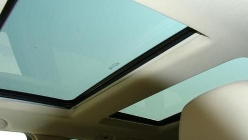 2010 Mercedes-Benz GLK350 4Matic Sport Utility 4-Door 3.5L, image 6