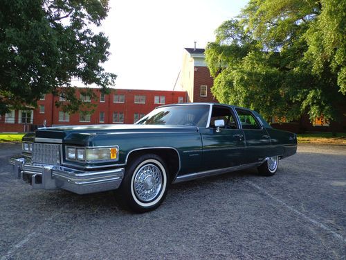 1976 cadillac fleetwood brougham d'elegance sedan 4-door 8.2l