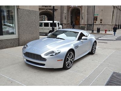 2011 aston martin v8 vantage coupe 4500 miles showroom new!!