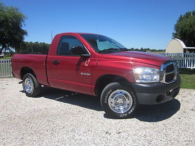 2008 dodge ram 1/2 ton short bed 2wd. minor damage "rebuildable salvage" carfax!