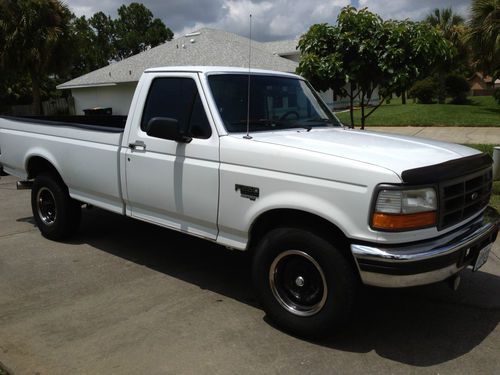 Ford f250 diesel7.3  powerstroke 5 speed manual reg cab rwd