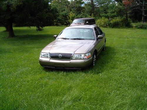 2003 mercury grand marquis gs sedan 4-door 4.6l