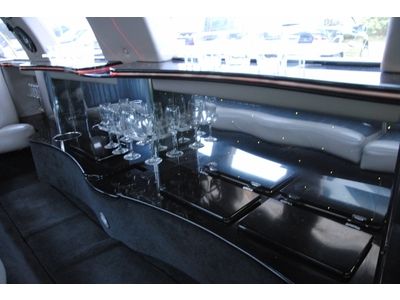 LIMO, LIMOUSINE, LINCOLN, TOWN CAR, 2003, SUPER STRETCH, LUXURY, MEGA, WHITE, US $29,500.00, image 16