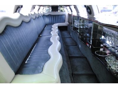 LIMO, LIMOUSINE, LINCOLN, TOWN CAR, 2003, SUPER STRETCH, LUXURY, MEGA, WHITE, US $29,500.00, image 24