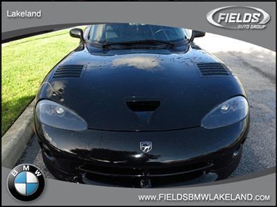 2000 dodge viper rt/10 !!!!  black/black