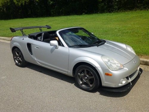 2003 toyota mr2 spyder 157k. needs tlc no reserve!!!