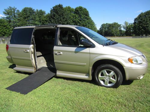 2005 vmi handicap wheelchair van all power, kneel, dvd, low miles, very clean