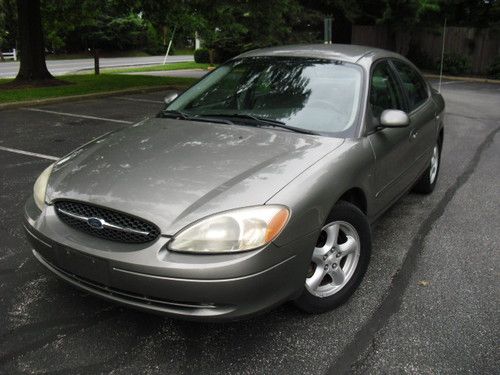 2003 ford taurus ses,auto,cd, loaded,great car no reserve!!!!