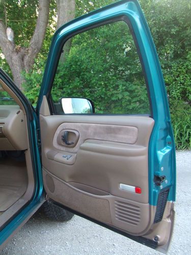 1995 CHEVROLET, GMT-400 PICKUP TRUCK 4X4 HEAVY DUTY, US $5,900.00, image 8
