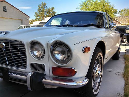 Jaguar xj6  1973