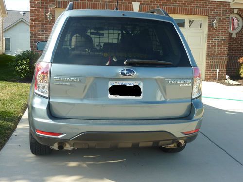 2010 subaru forester x premium wagon 4-door 2.5l