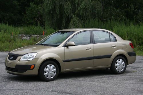 2006 kia rio sedan 4-door 1.6l