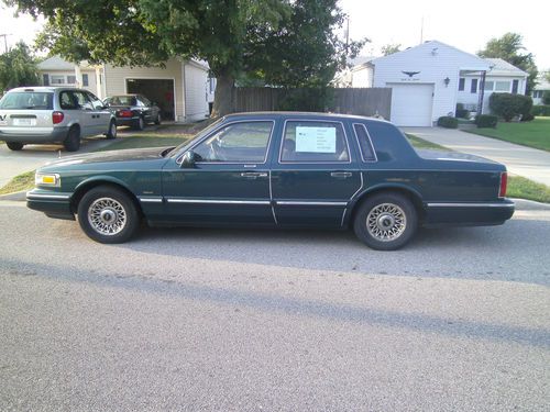 1996 Lincoln Town Car Signature Sedan 4-Door 4.6L, US $3,995.00, image 4