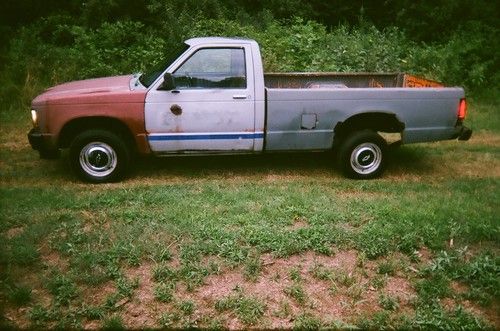 2.2 isuzu diesel engine 1984 s-10 chevrolet vintage pickup truck rare