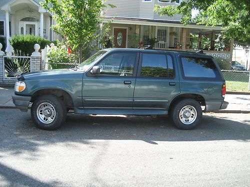 1995 ford explorer xlt 4x4 v6