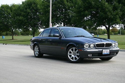 2004 jaguar xj8, like new condition!! warranty available!!!