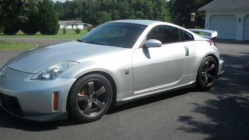 2007 nissan 350z nismo coupe 2-door 3.5l