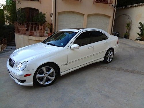 Beautiful 2006 mercedes benz c230 sport sedan, white w/ black interior