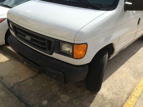 A used clean e 250 ford cargo van