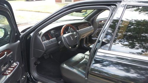 2010 Lincoln Town Car Executive Sedan 4-Door 4.6L, US $16,500.00, image 3