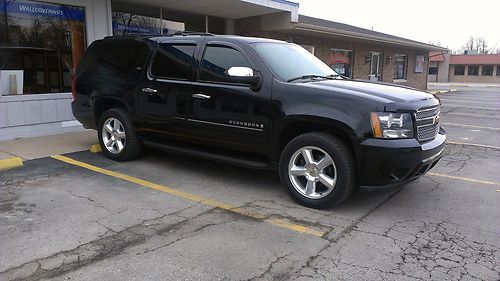 2007 chevy suburban rare 6.0l ltz sunroof nav dvd rear cam black on black