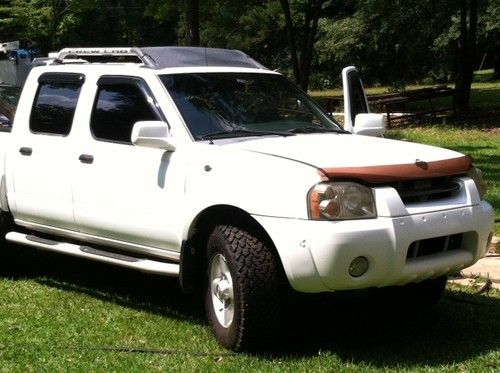 2001 nissan frontier se crew cab pickup 4-door 3.3l