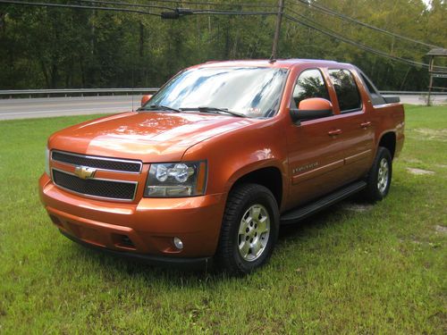 2007 chevy avalanche lt 4wd burnt orange black leather