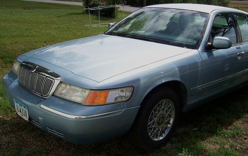 1999 mercury marquis senior driven