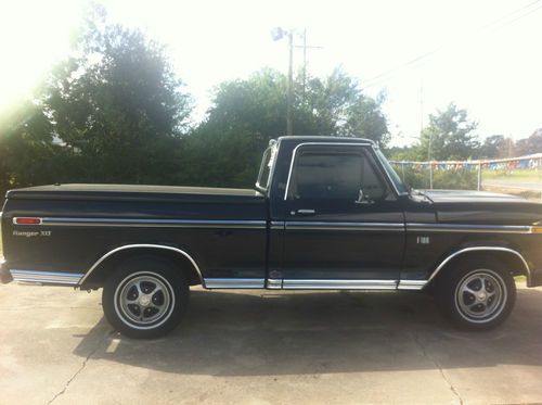 1976 black ford f-100 ranger xlt cab 2-door excellent condition