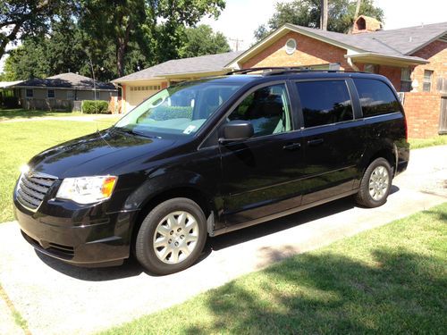 Excellent condition, mini van, garage kept, complete entertainment package