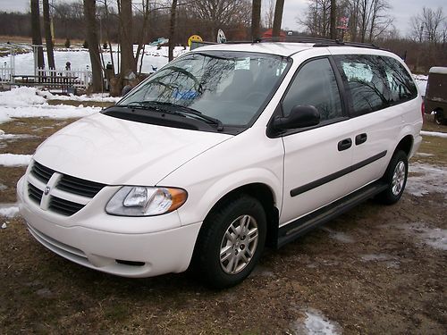 2005 dodge grand caravan se wheel chair van handicap van rear ramp 4-door 3.3l