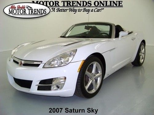 2007 chrome wheels leather convertible 5 speed cd player saturn sky 36k