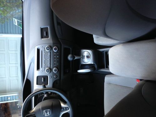 2011 honda civic lx sedan 4-door 1.8l one owner all maintenance up to date
