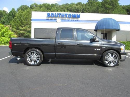 Slt, 22 chrome wheels, 5.7litre hemi, crew cab, big horn edition