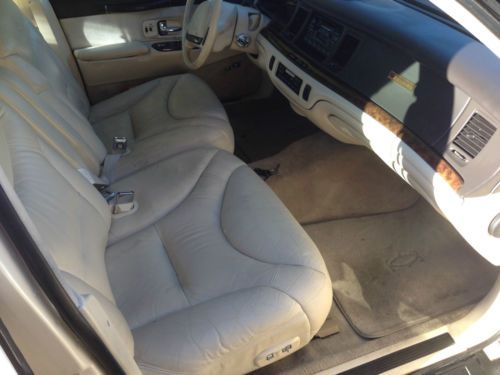 1995 Lincoln Town Car Cartier Sedan 4-Door 4.6L One Owner, image 16