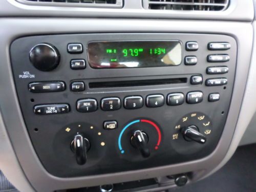 Nice 2005 Ford Taurus Se with 117k miles, image 16