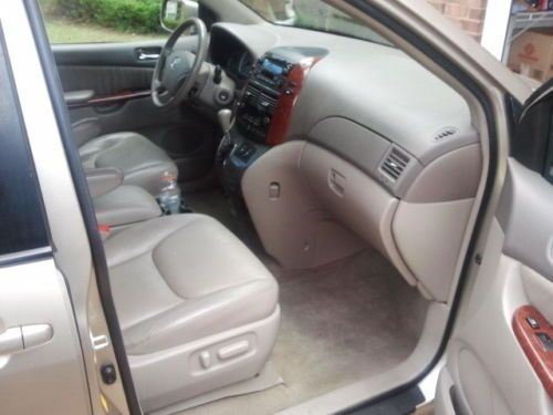 2005 Toyota Sienna XLE, image 5