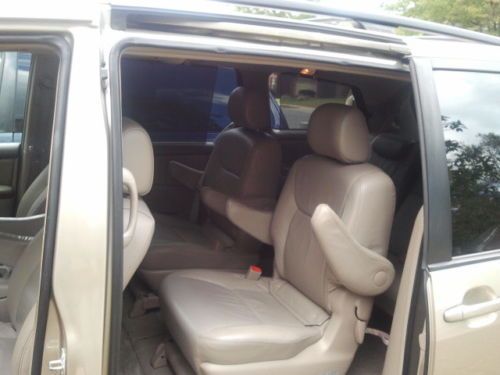 2005 Toyota Sienna XLE, image 9