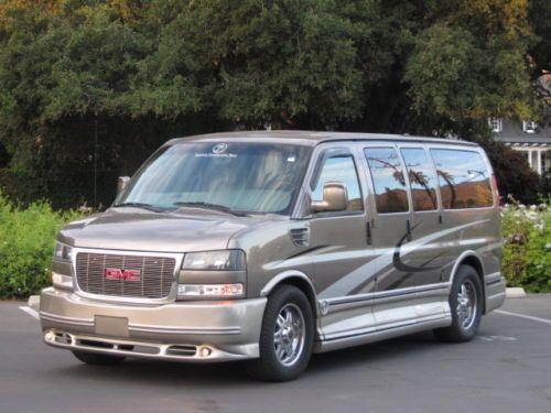 2004 gmc savana conversion van