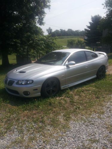2006 pontiac gto ls2 6 speed car 45,000 miles!
