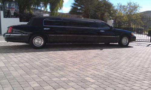 2001 lincoln town car base limousine 4-door 4.6l