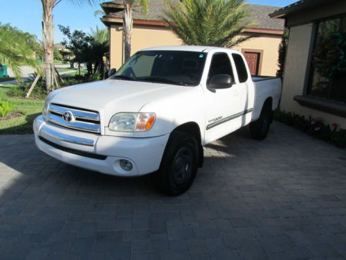 2006 toyota tundra sr5 4l v6 access cab low miles 59k ac 6 speed manual trans 06