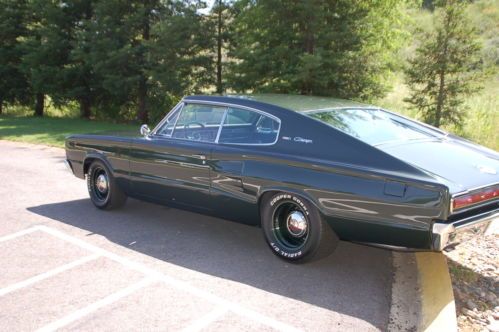 1966 dodge charger 440/4spd, awesome restoration, drives great!!!!